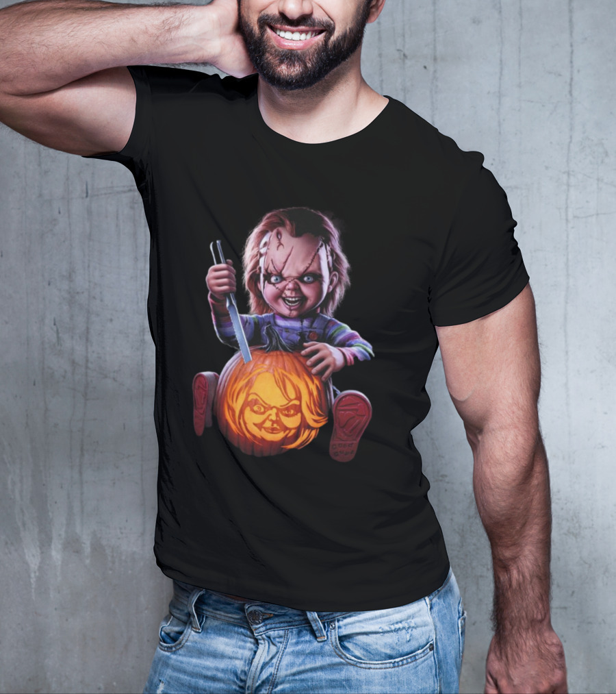 Chucky Creepy Carver Halloween Pumpkin Knife T-Shirt