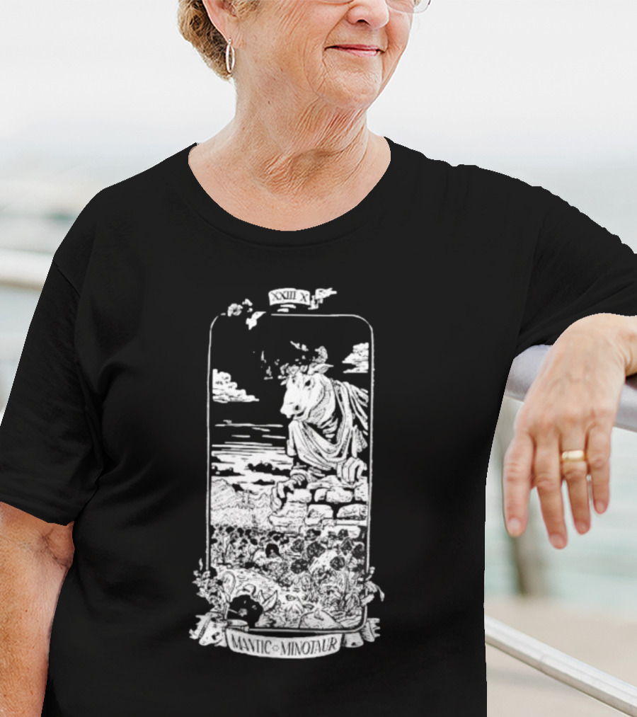 Mantic Minotaur XXIII XI Mythical Beast T-Shirt