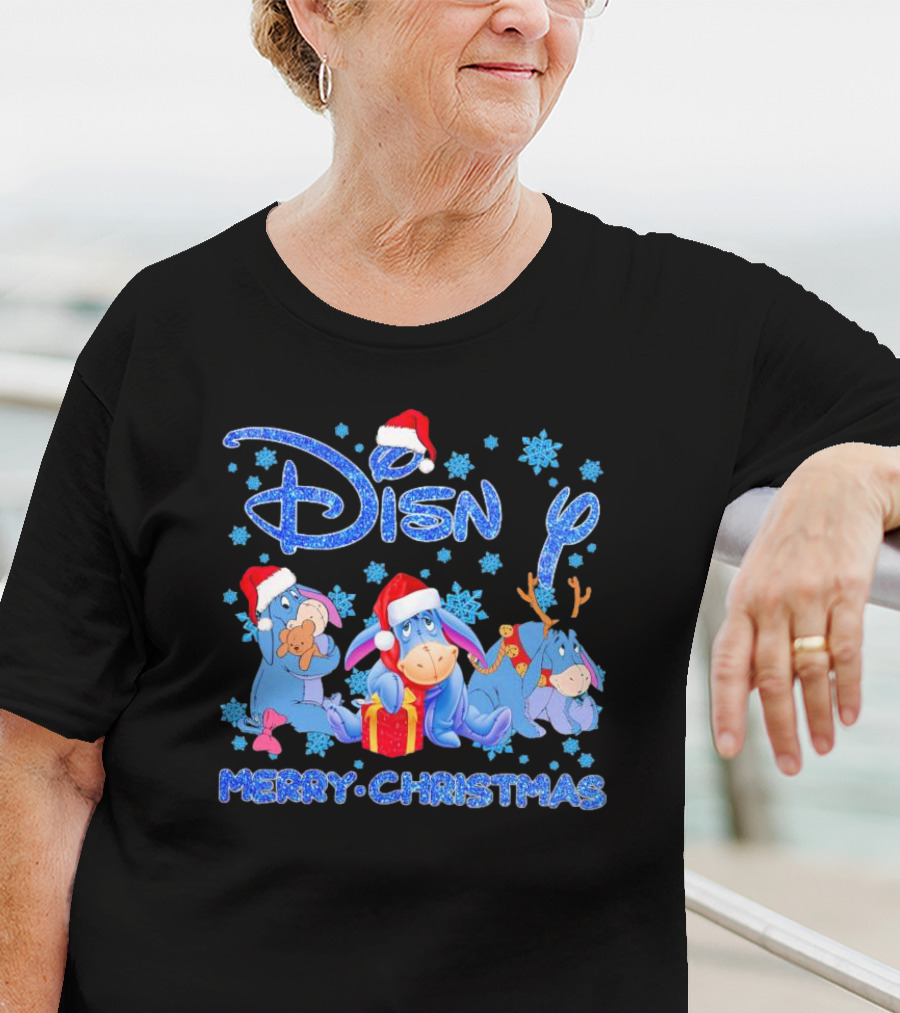Disney Eeyore Santa Hat Winnie-the-Pooh Merry Christmas Snowflakes T-Shirt