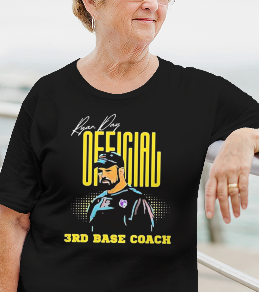 Ryan Day Official 3rd Base Coach Kalamazoo Growlers T-Shirt