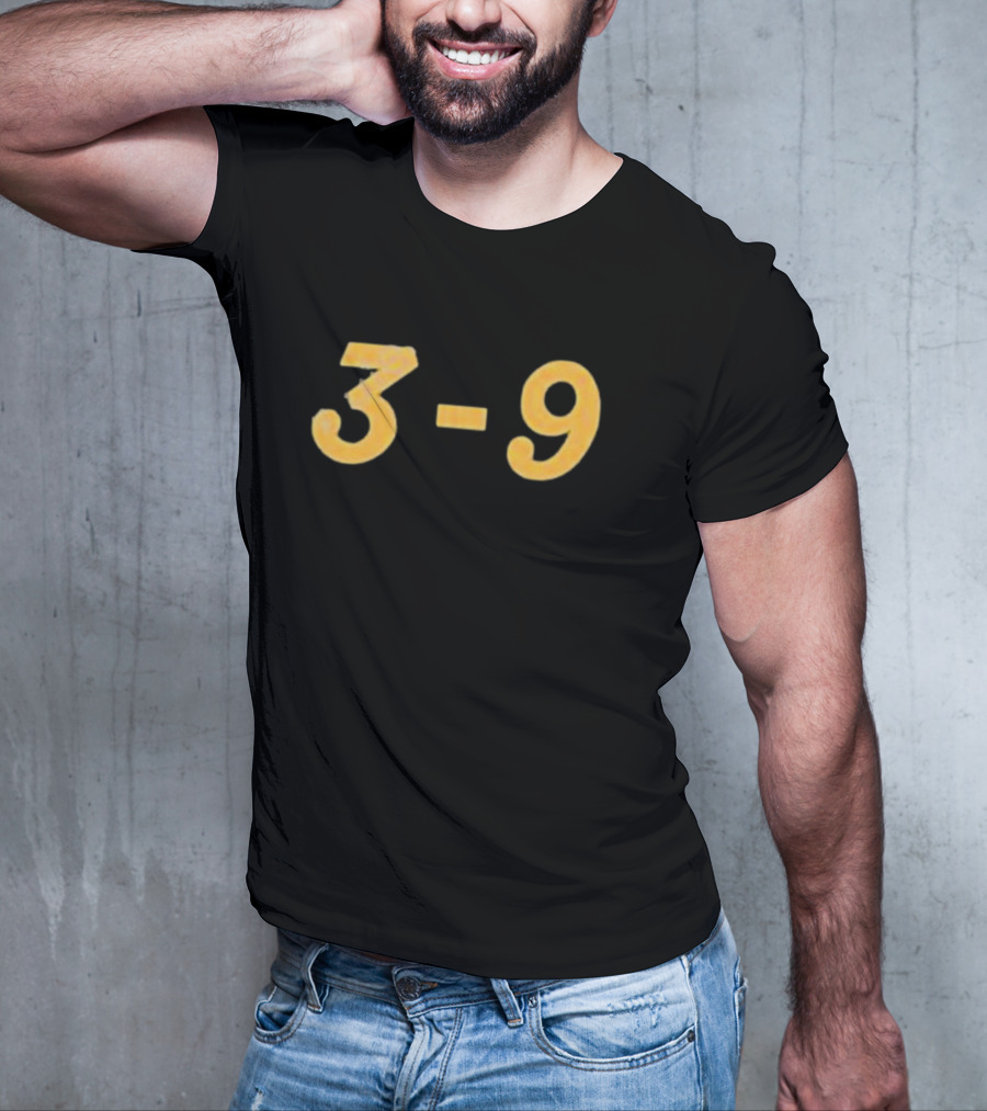 Old Grad 3-9 Pitt Football Fan T-Shirt