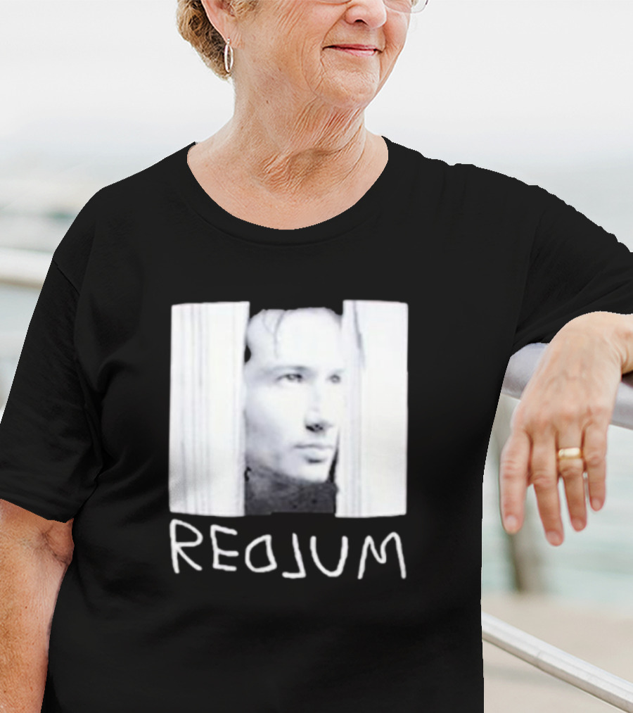 Redrum The Shining Redlum Johnny Face Peeking Through Door T-Shirt