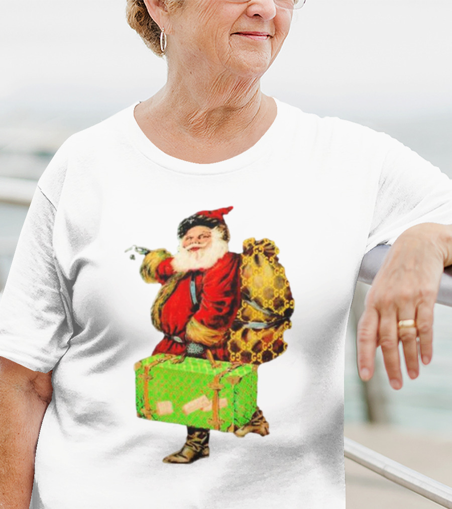 Market Designer Santa Vintage Luggage T-Shirt