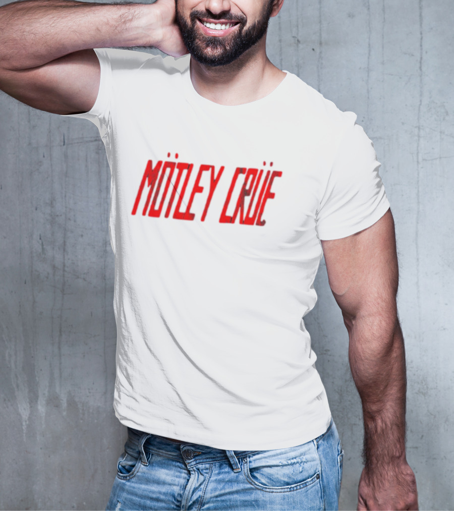 Mötley Crüe Vintage Black And Red Distressed Band T-Shirt