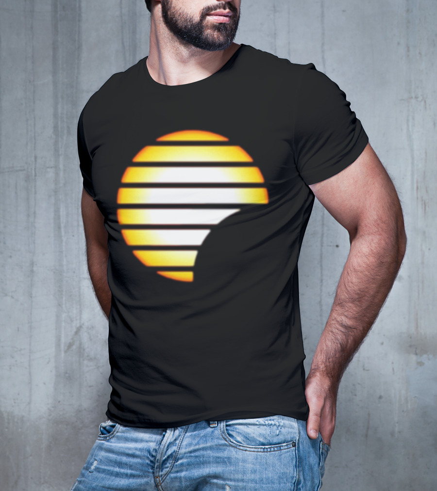Quality Magna Cartel Sun Logo Magna Carta Magna Carta Cartel Sunset Stripes Circular T-Shirt