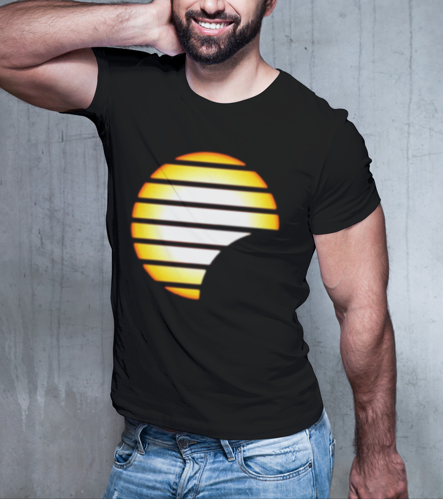 Quality Magna Cartel Sun Logo Magna Carta Magna Carta Cartel Sunset Stripes Circular T-Shirt