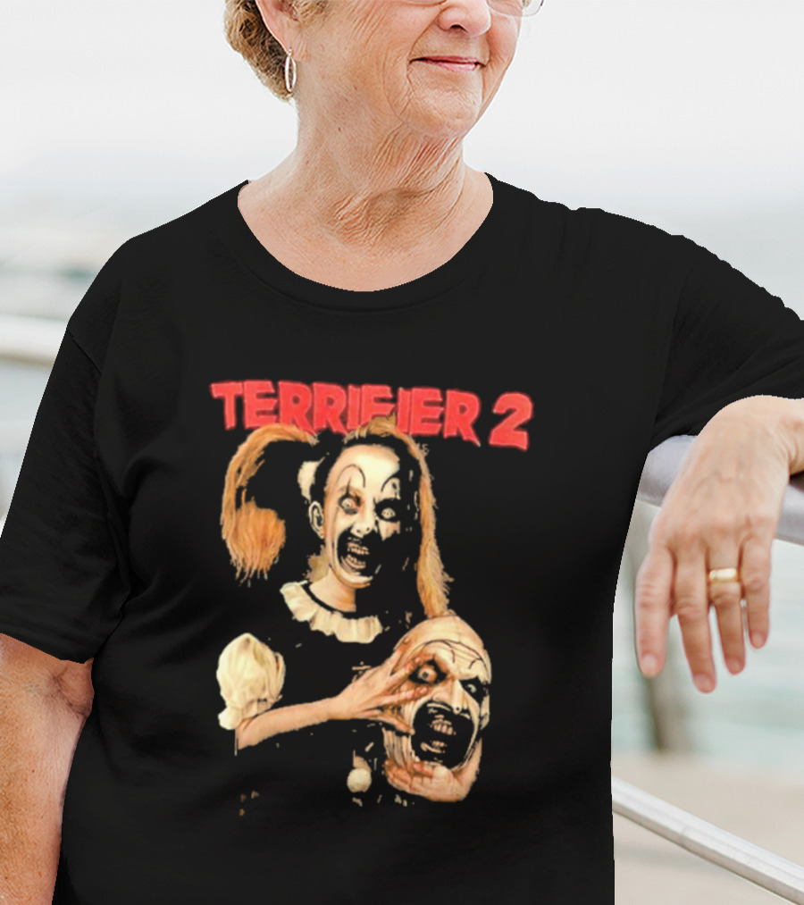 Terrifier 2 Horror Clown Character Holding Severed Head T-Shirt
