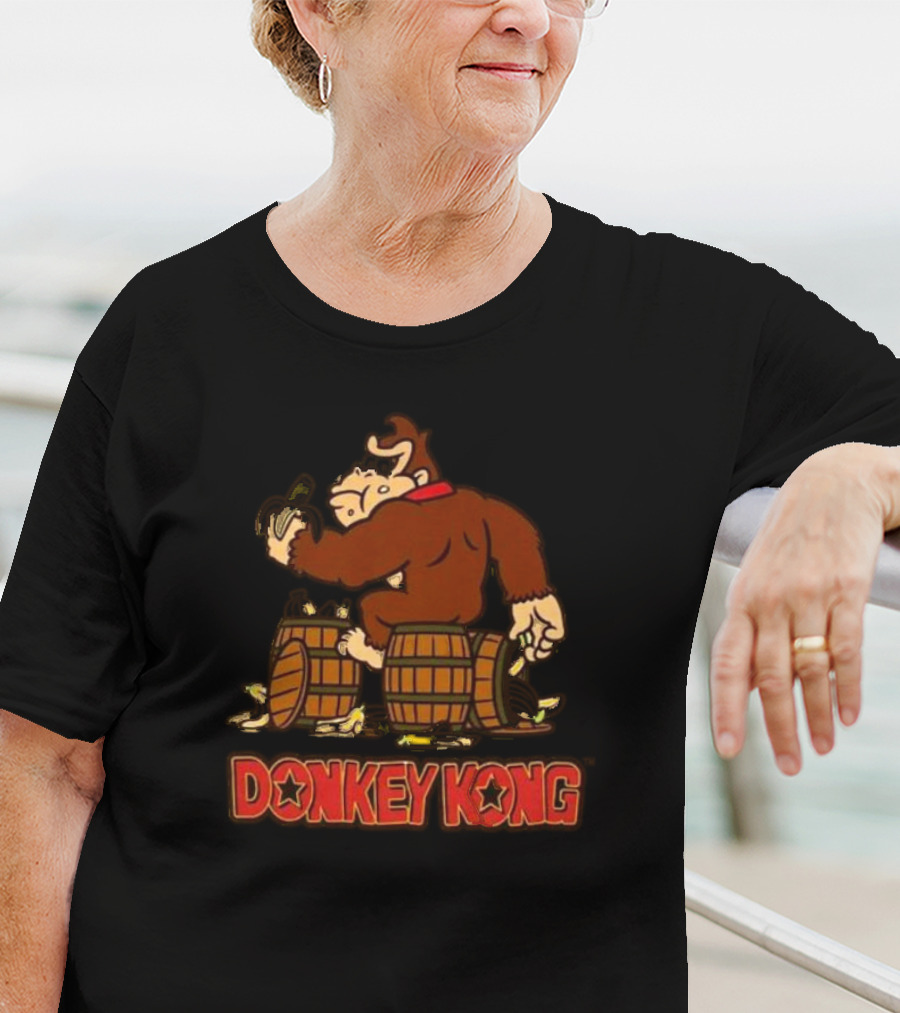 DONKEY KONG EATING BANANA BARRELS MEME T-Shirt