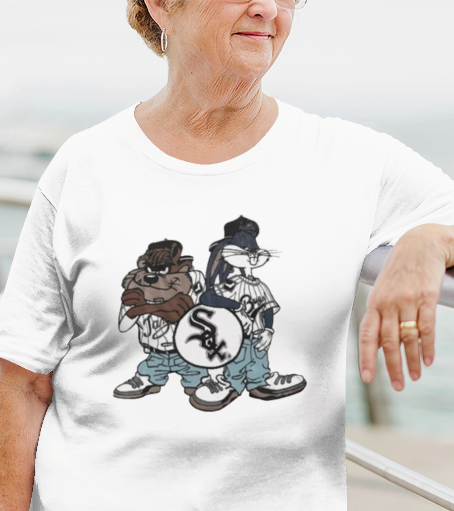 Chicago White Sox Looney Tunes Taz And Bugs Bunny Baseball Characters T-Shirt
