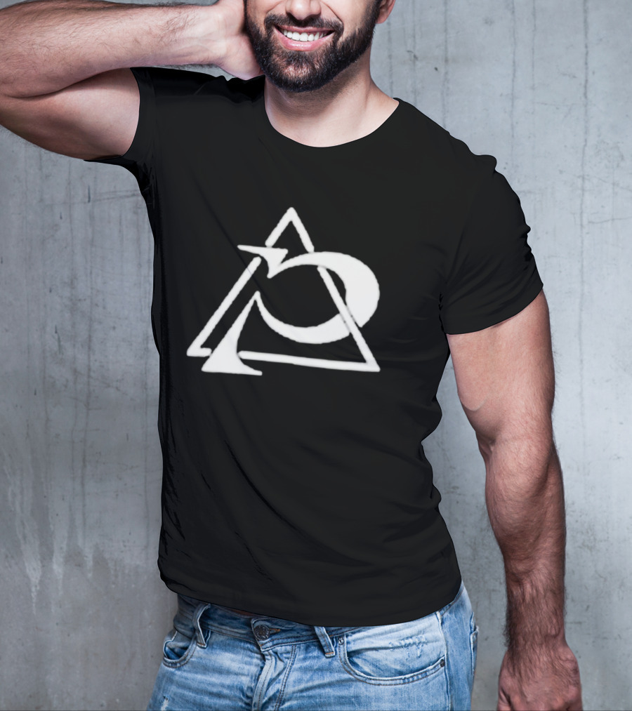 Zig Poppy Abstract Triangle T-Shirt