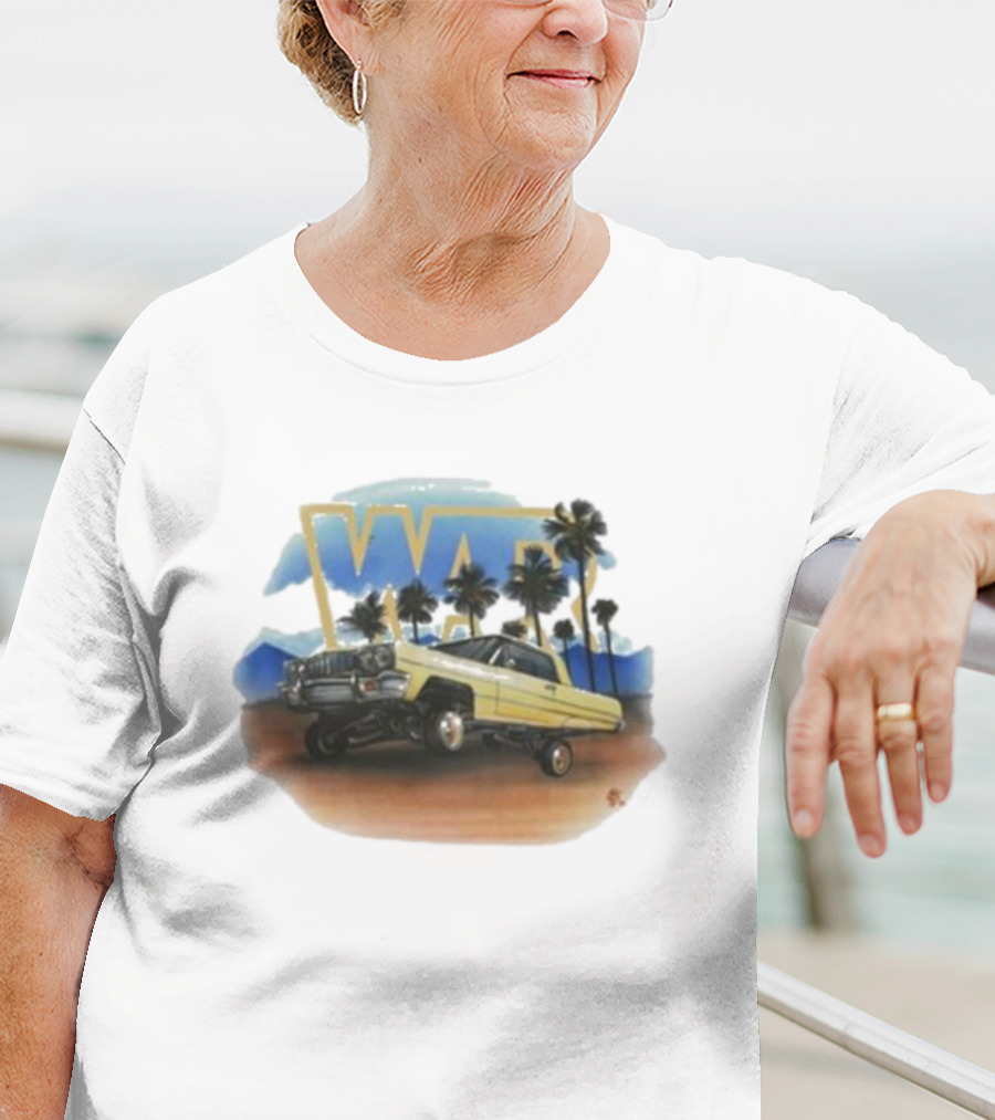 War Low Rider Airbrush Palm Trees Classic Car Lifted T-Shirt