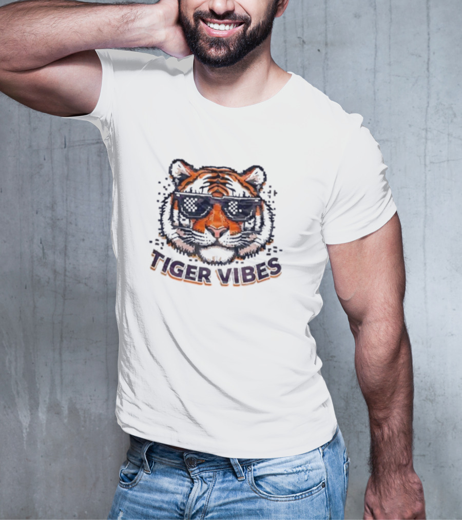 Tiger Vibes Sunglasses Cool Tiger Face T-Shirt