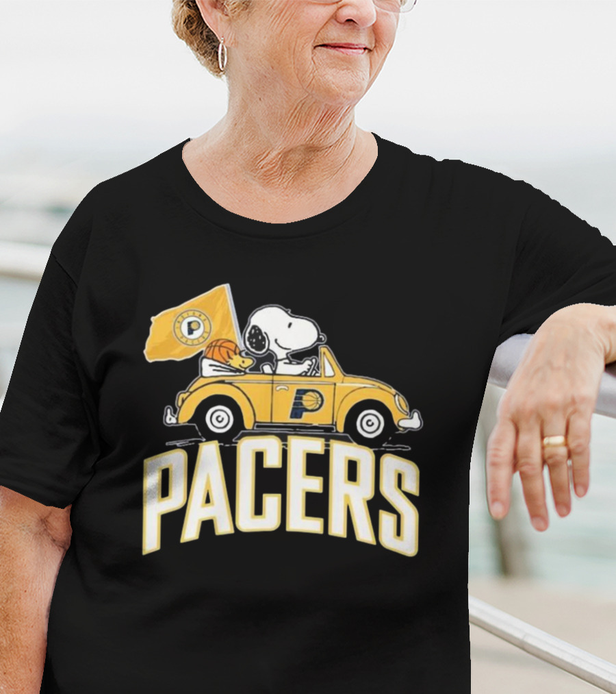 Indiana Pacers Snoopy Fan Forever Basketball Team Car Flag T-Shirt