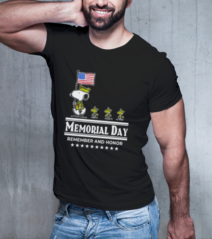 Memorial Day Snoopy And Woodstock Remember And Honor With American Flag T-Shirt