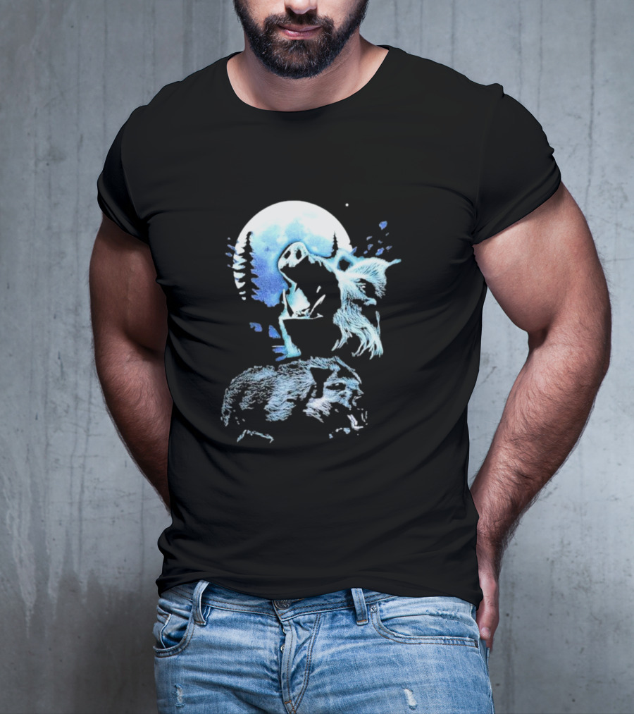 Wild Boar Howling At The Moon Men’s Forest Night Scene T-Shirt