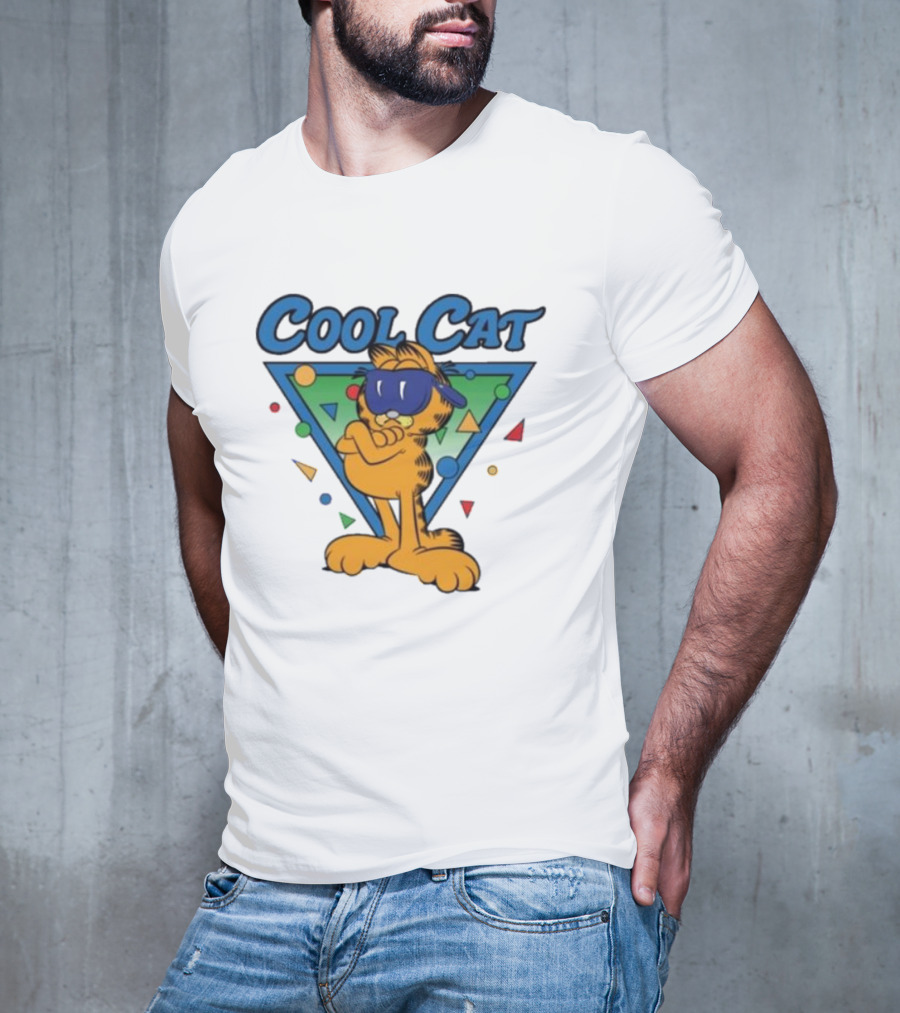 Quinton Reviews Wearing Garfield Cool Cat Retro T-Shirt