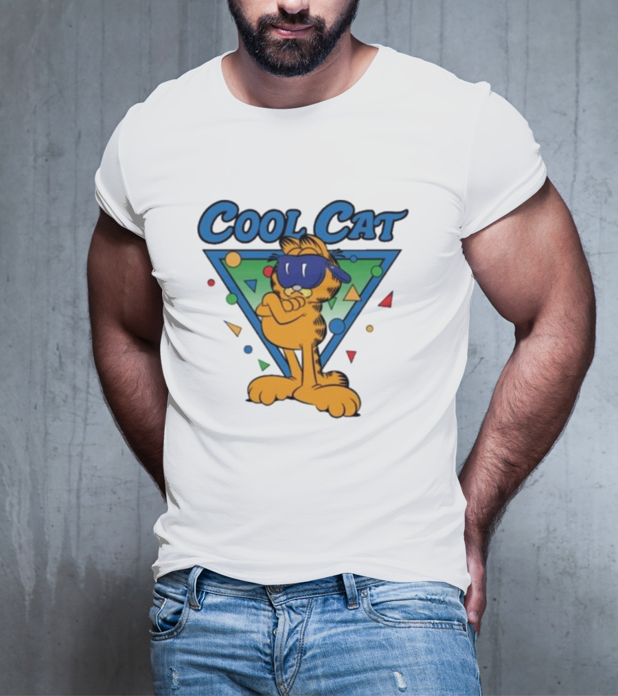 Quinton Reviews Wearing Garfield Cool Cat Retro T-Shirt