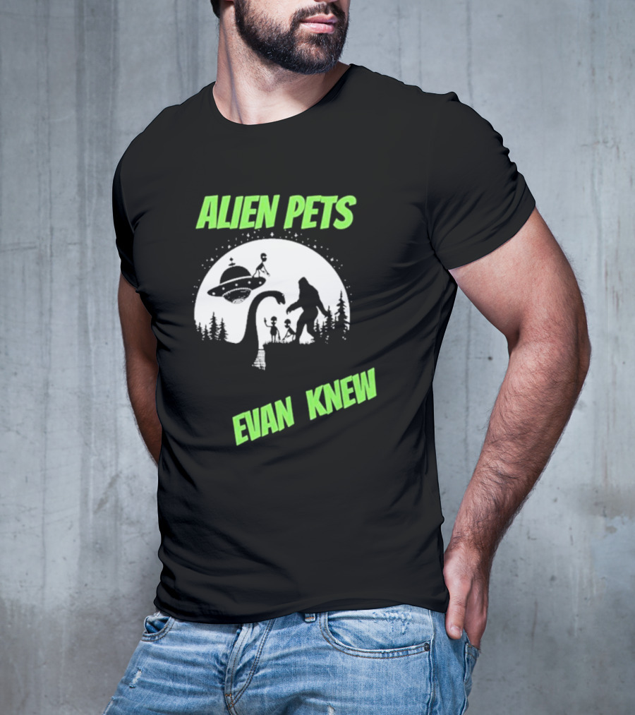 ALIEN PETS EVAN KNEW UFO BIGFOOT AND DINOSAUR SCENE T-Shirt