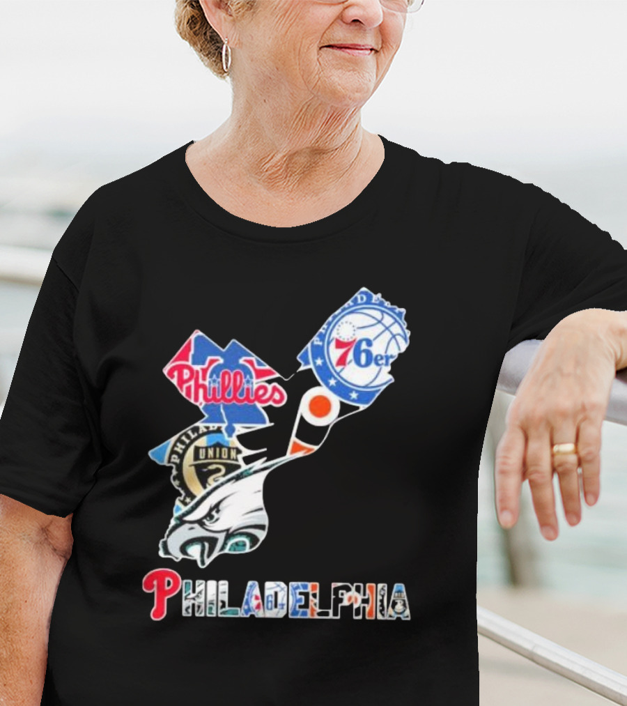 Philadelphia Eagles Phillies 76ers Union Flyers T-Shirt