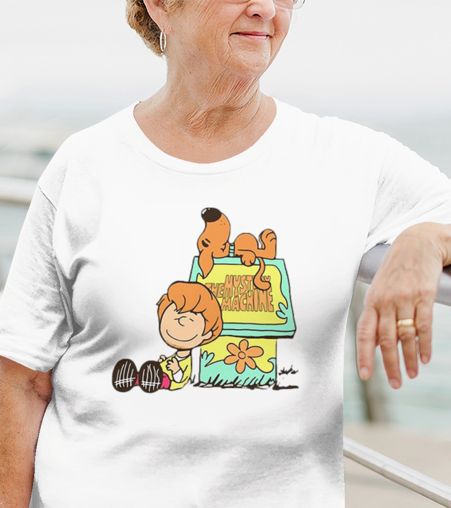 Scooby Doo And Shaggy Rogers Snoopy Style Mystery Machine T-Shirt