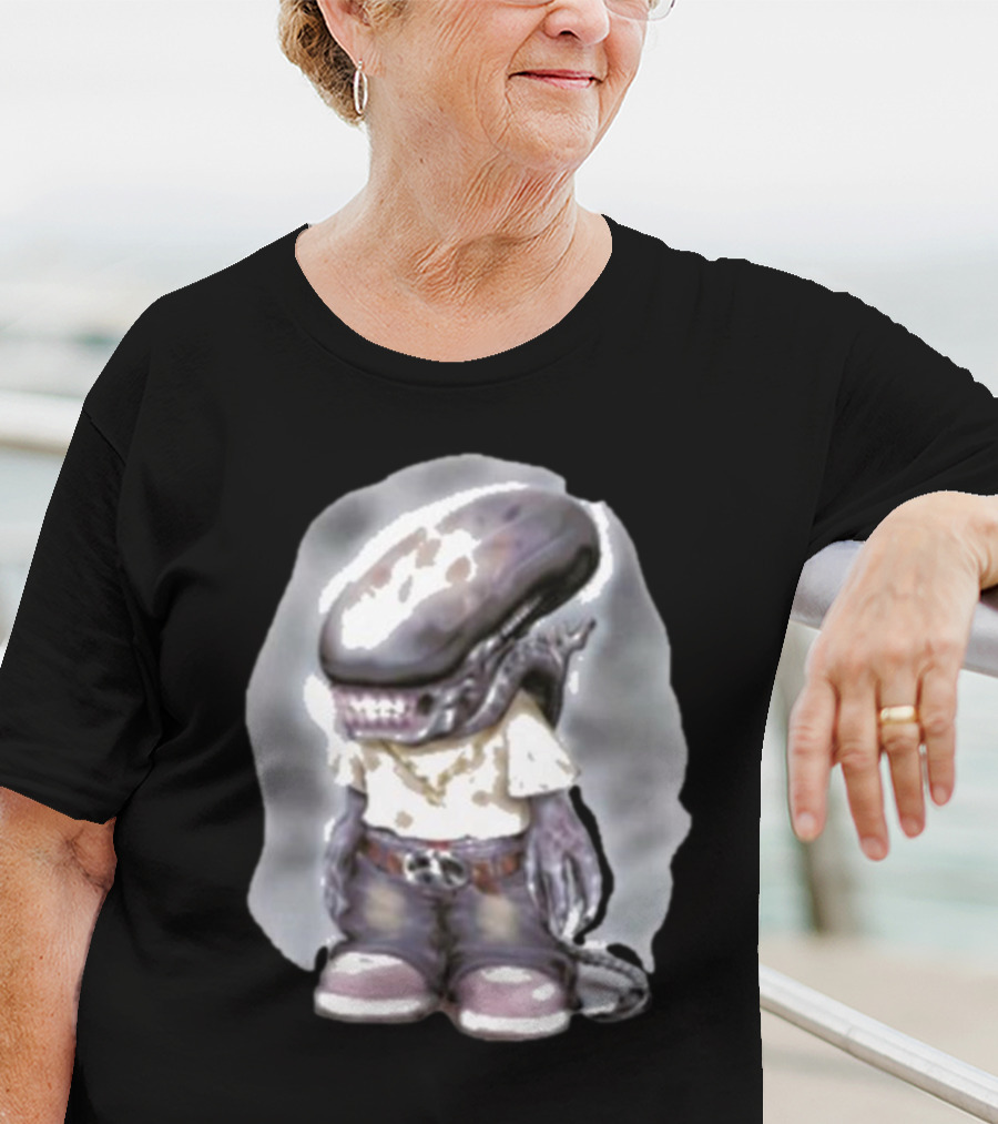 Pedro Xenomorph Alien Style Casual Outfit Character T-Shirt