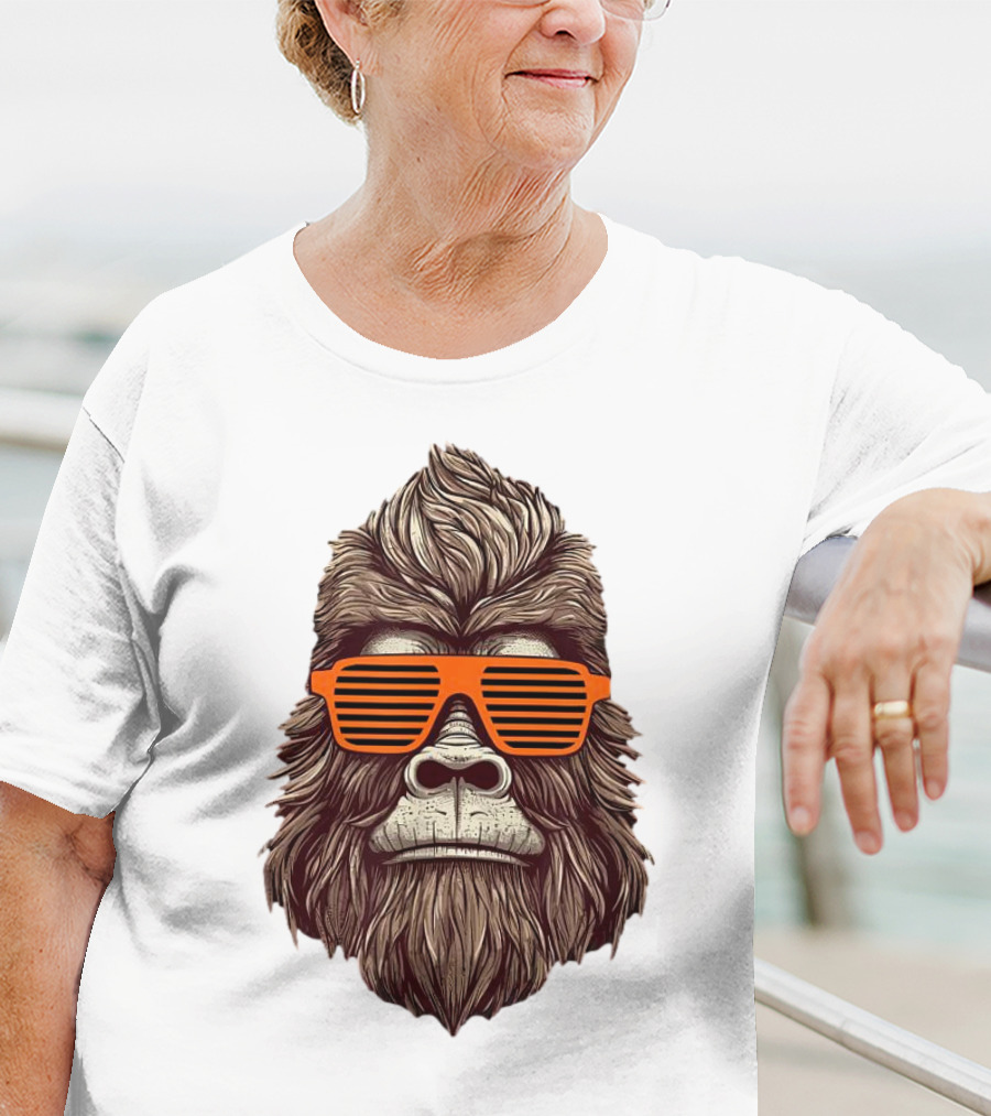 Bigfoot Birthday Boy Cool Striped Sunglasses Animal Party T-Shirt