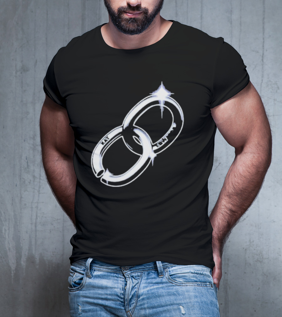 Kat Edwards Broken Link Chain T-Shirt