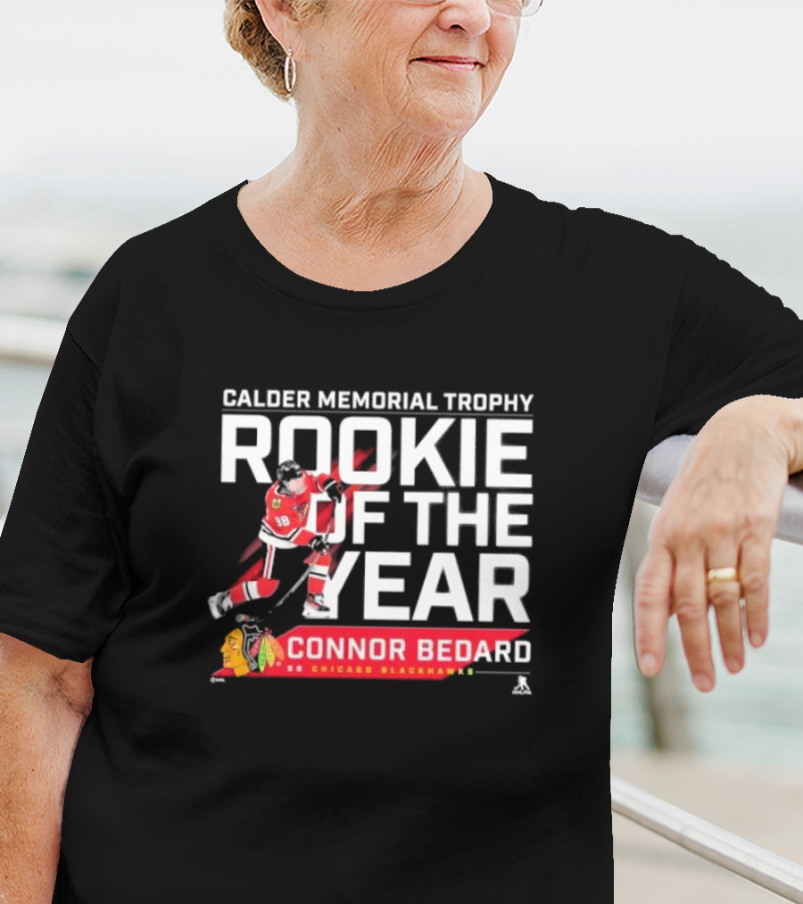 Connor Bedard Calder Memorial Trophy Rookie Of The Year 98 Chicago Blackhawks T-Shirt