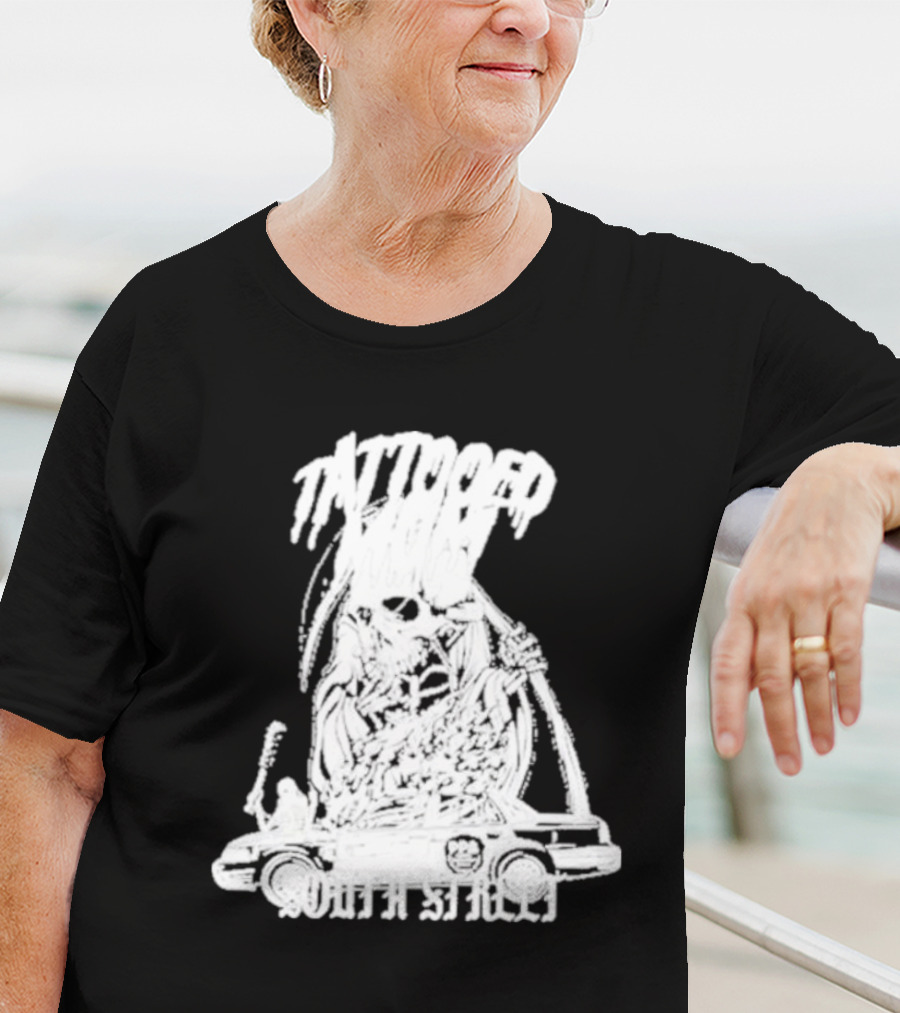 Tattooed Mom South Street Skeleton Car T-Shirt