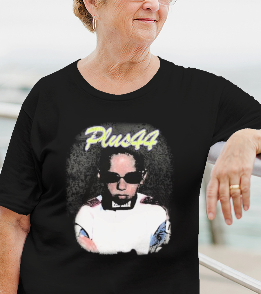 Lewis Hamilton Plus 44 Vintage Style Portrait T-Shirt