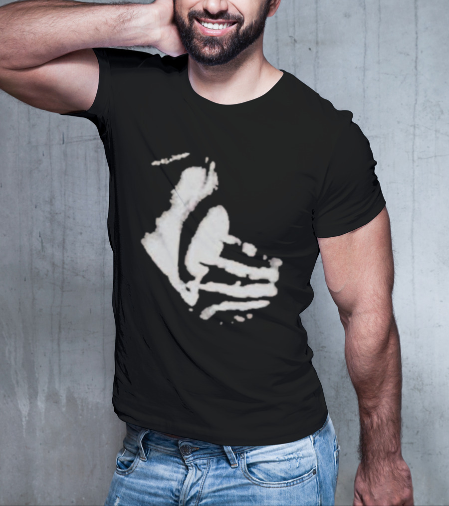 Portal Camila Brasil I Luv It Photo Optical Illusion Black And White Hand Face T-Shirt