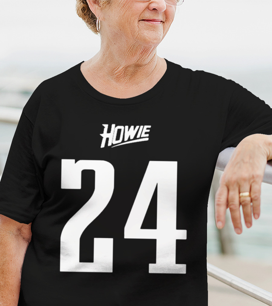 Philadelphia Eagles Howie 24 T-Shirt