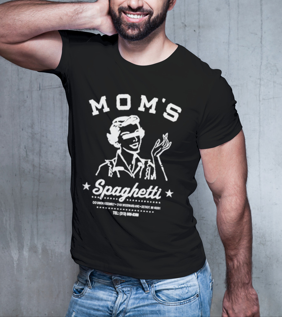 MOM'S Spaghetti Detroit MI 2161 Woodward Ave Tel 313 888 8388 T-Shirt