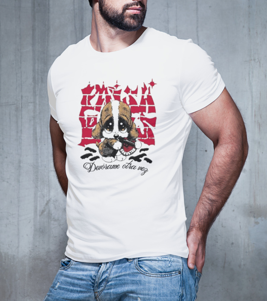 Coqueton Graffiti Style Devorame Otra Vez Puppy Holding Heart T-Shirt