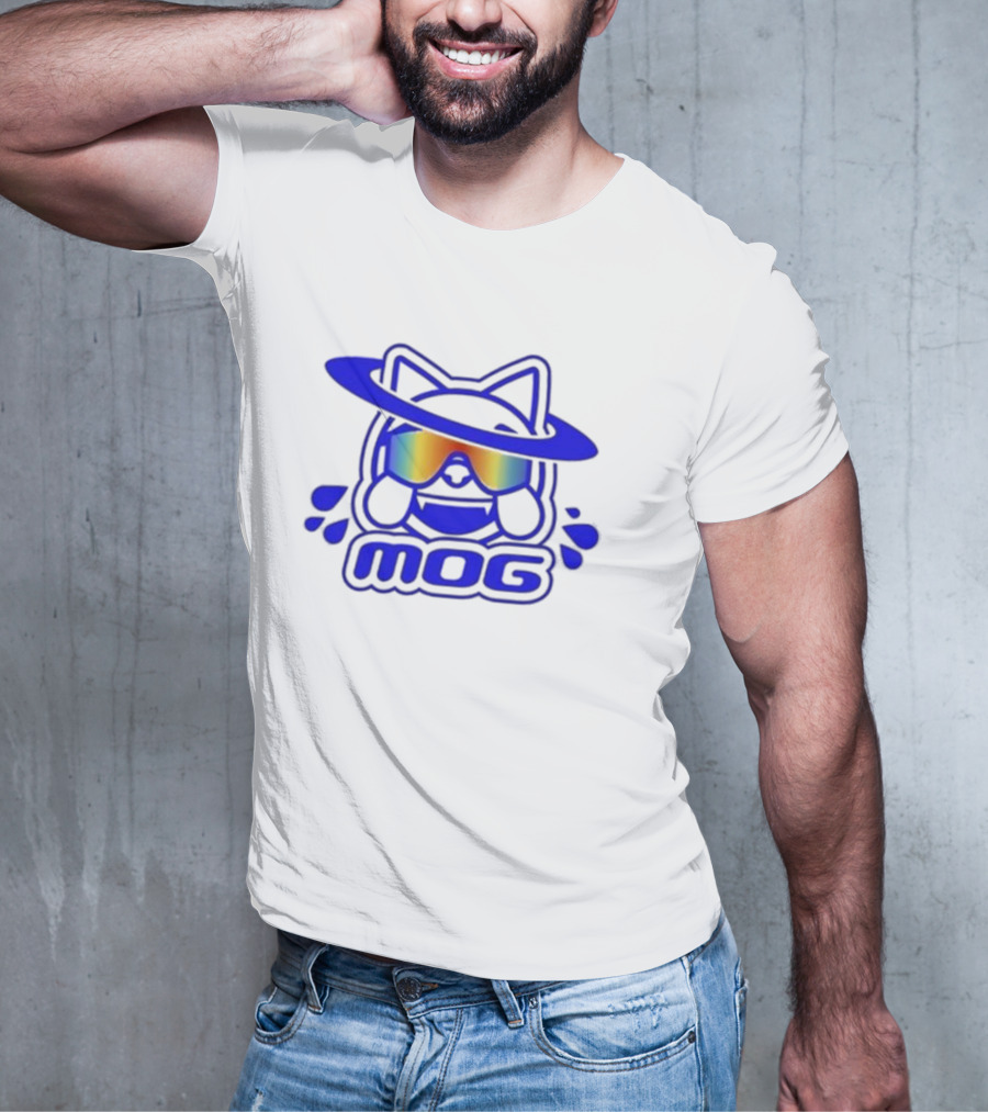 Mog Rainbow Gradient Spectacles Cat With Blue Outline Orbital Halo T-Shirt