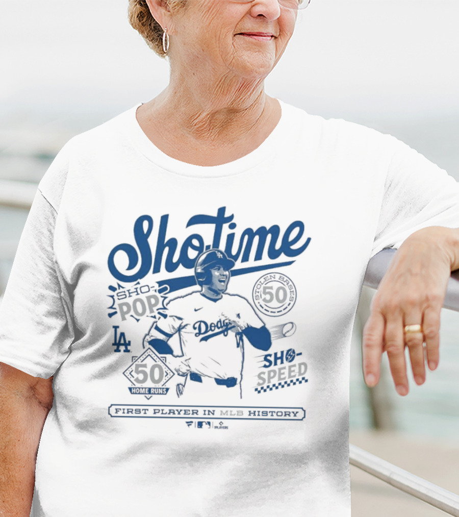 LA Dodgers Shohei Ohtani Showtime First Player In MLB History 50-50 Club T-Shirt