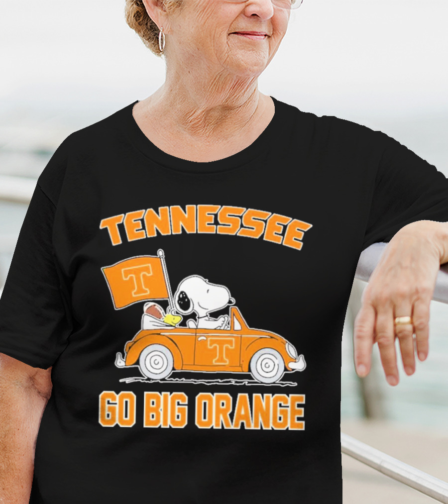 Tennessee Volunteers Snoopy Woodstock Car Go Big Orange T-Shirt