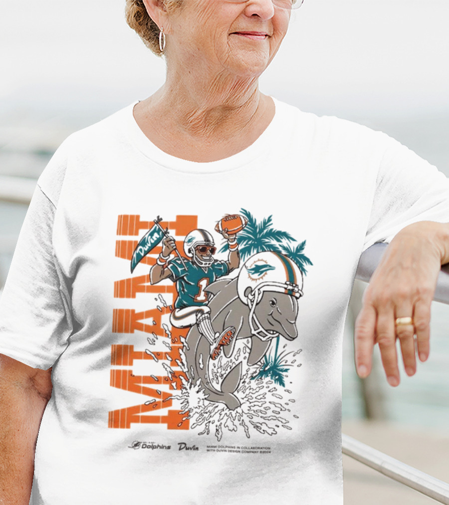 Duvin X Miami Dolphins Miami Flippin' Time With Dolphins Football And Palm Trees T-Shirt