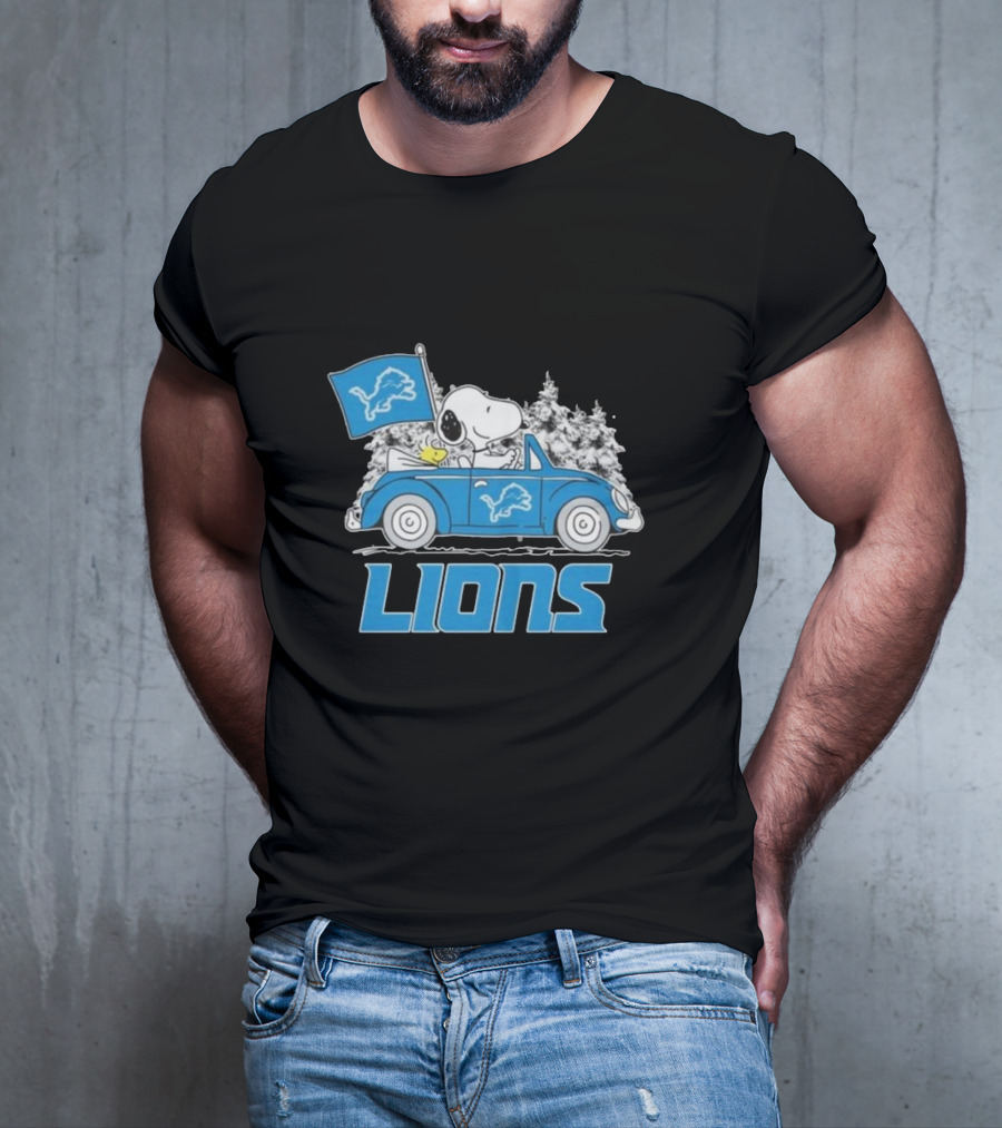 Detroit Lions Snoopy Peanuts Car Christmas Sports T-Shirt