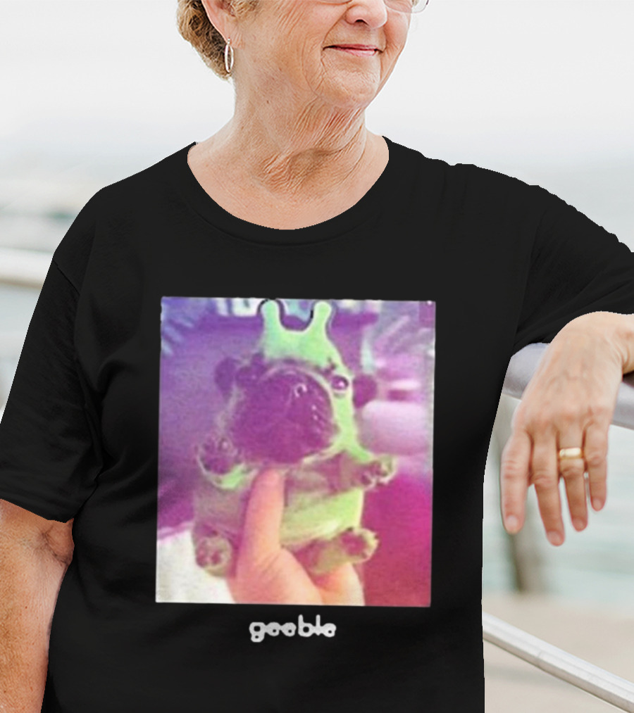 Pibble Palace Geeble Pug Crown T-Shirt