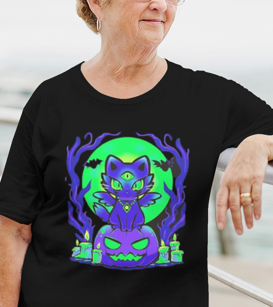 Spooky Moonlit Cat With Glowing Pumpkins And Bats T-Shirt