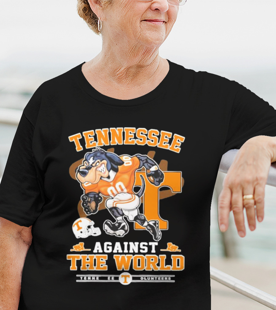 Tennessee Vols Mascot Charging Forward Against The World T-Shirt