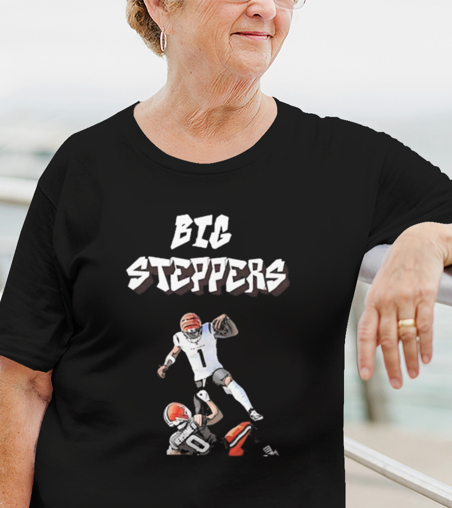 Big Steppers Ace Boogie Stripe City Football Action T-Shirt