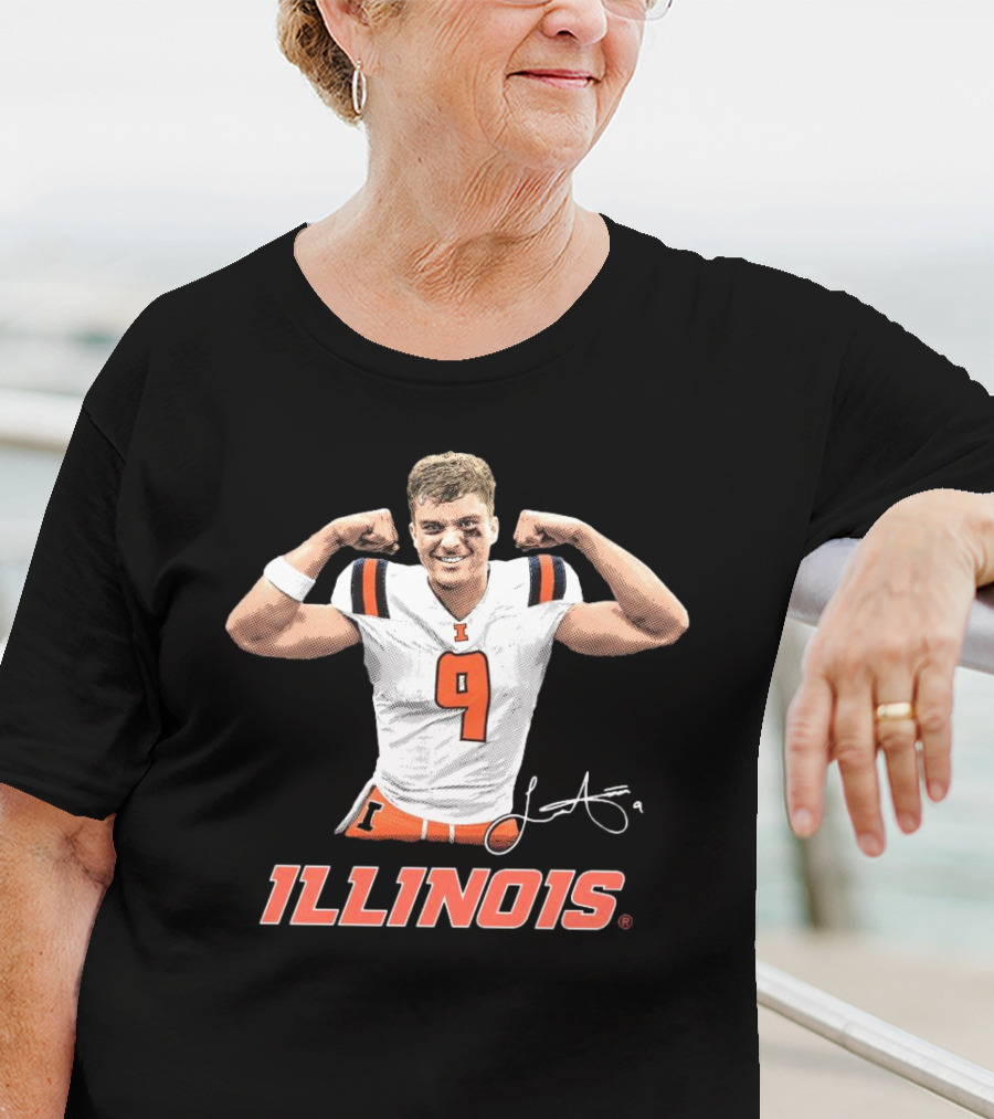 Illinois Fighting Illini Luke Altmyer Flexing With Signature And Number 9 T-Shirt