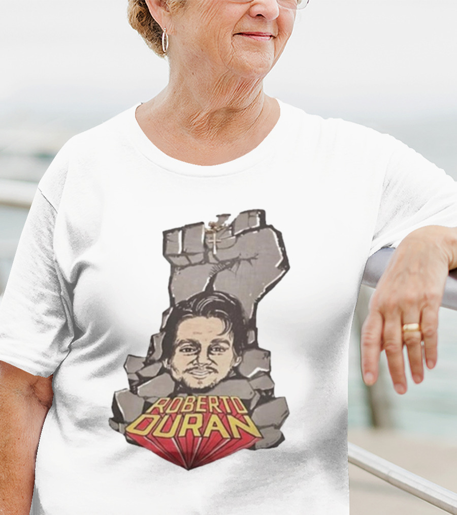 Roberto Duran Fist Breaking Through Vintage Boxing T-Shirt