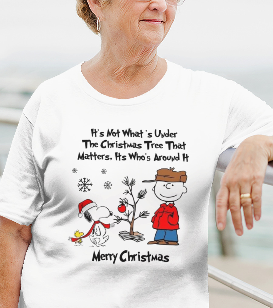 Snoopy Charlie Brown Woodstock Christmas Tree Matters Merry Christmas T-Shirt