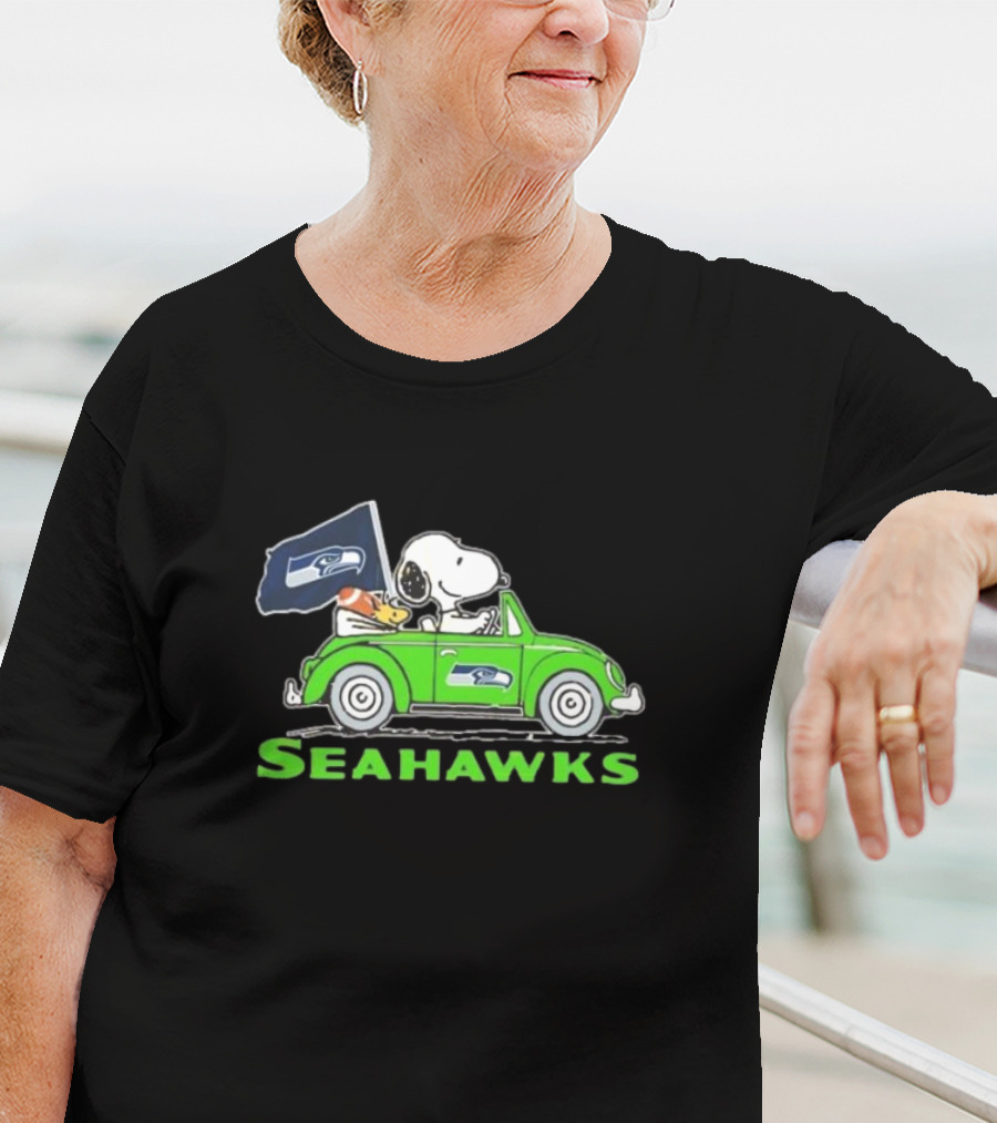 Snoopy And Woodstock Driving Seattle Seahawks Car T-Shirt
