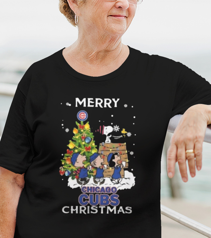 Merry Chicago Cubs Christmas Snoopy And Friends T-Shirt