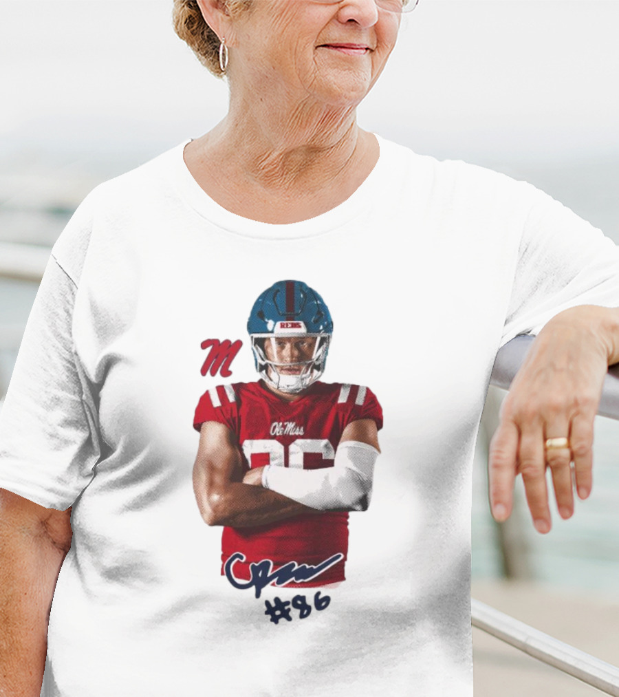 Caden Prieskorn Ole Miss Rebels #86 Signature Portrait M T-Shirt