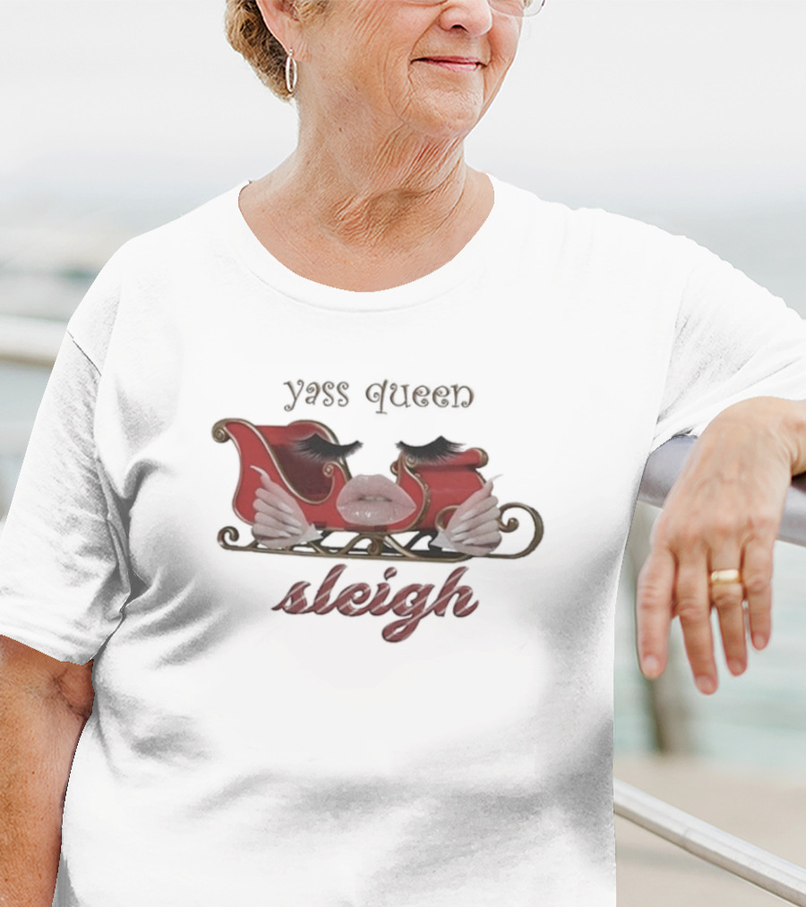Yass Queen Sleigh Red Lips Fake Eyelashes T-Shirt
